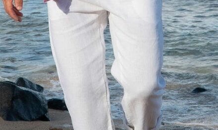 Linen Trousers, Holy Shirts & a White Lotus Christmas in Koh Samui