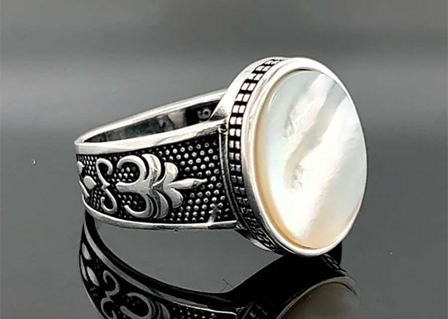 Why Men Are Wearing Pearls – And Why Southeast Asian Freshwater Pearls Are Leading the Charge